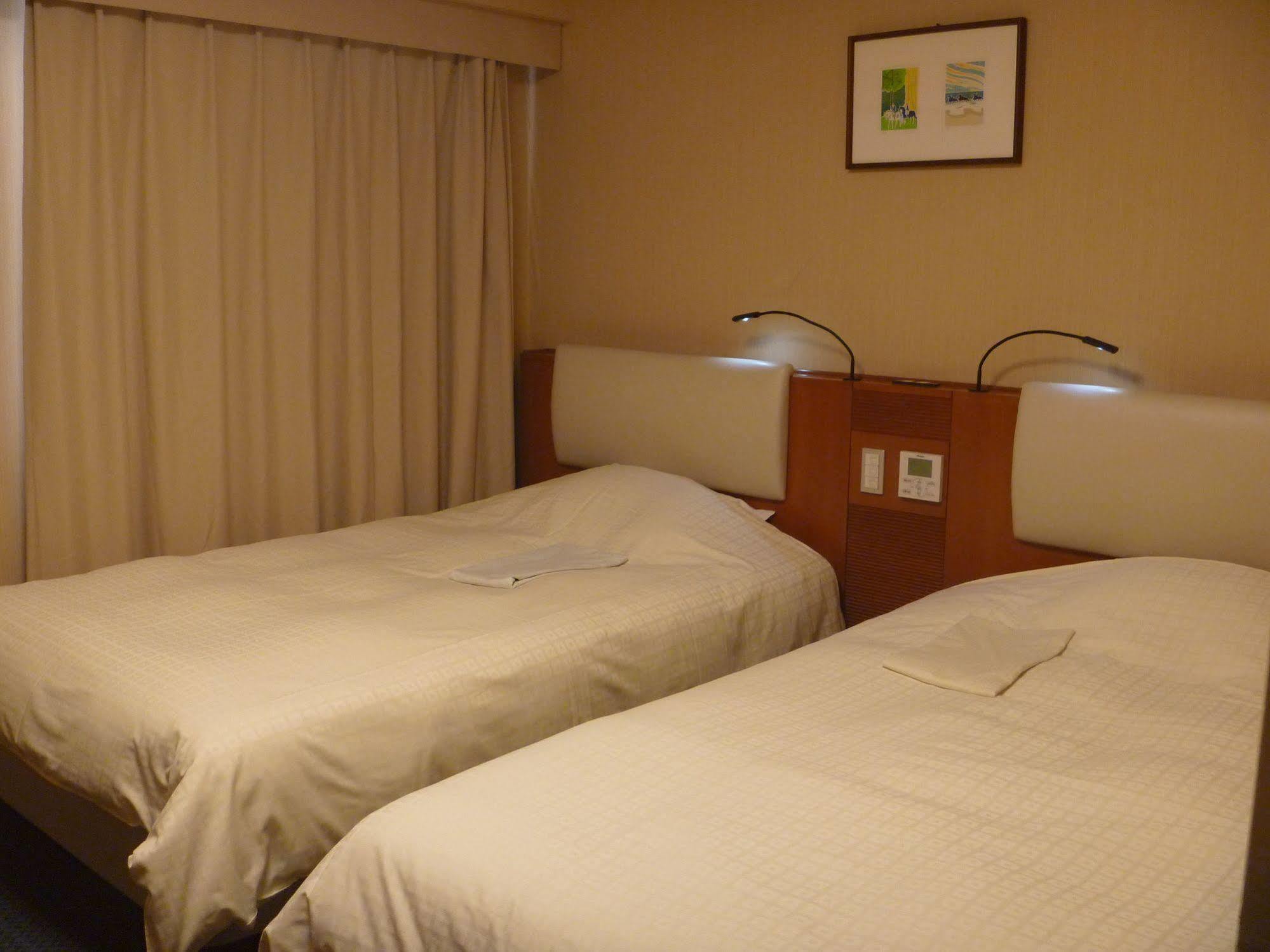 Smile Hotel Sendai-Kokubuncho Екстер'єр фото