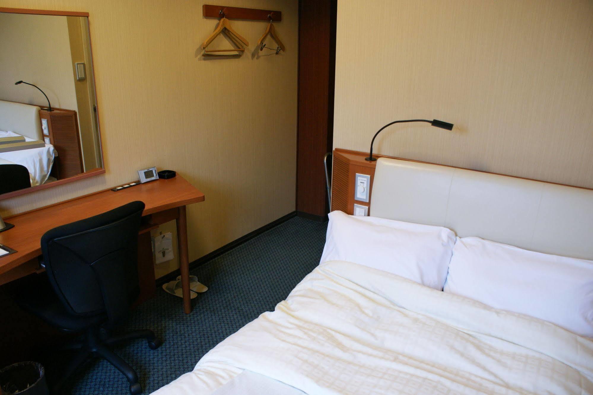 Smile Hotel Sendai-Kokubuncho Екстер'єр фото